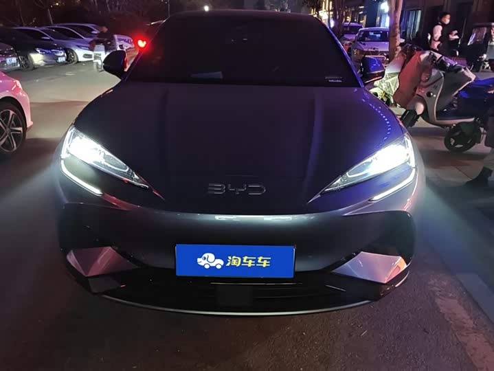 Фото 2 - BYD Sea Lion 07 EV