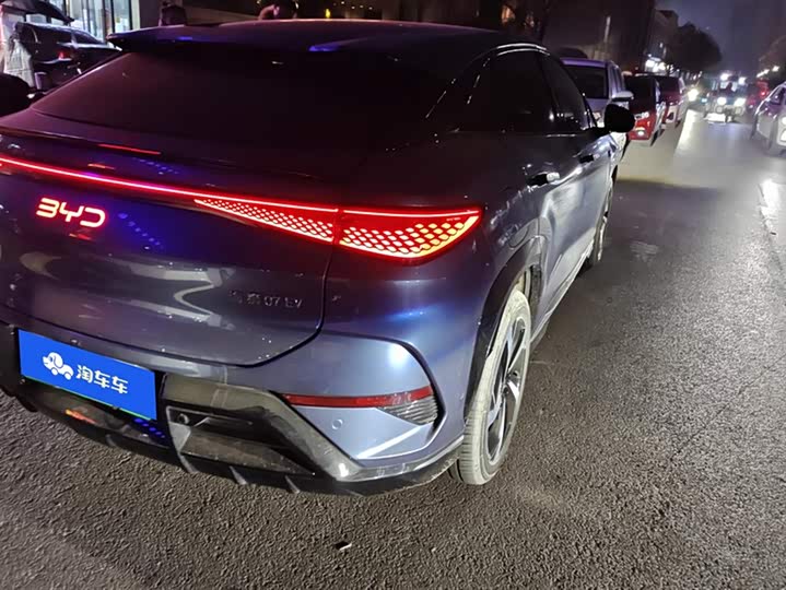 Фото 3 - BYD Sea Lion 07 EV