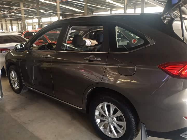 Фото 5 - Haval M6