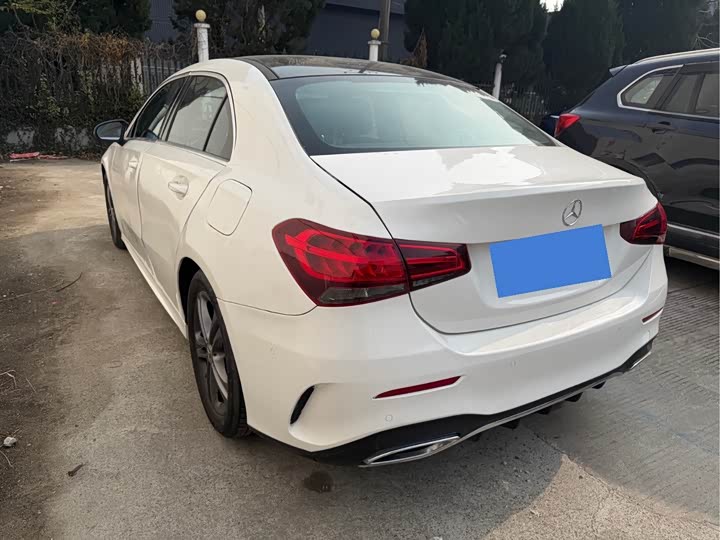 Фото 6 - Mercedes-Benz A-Class