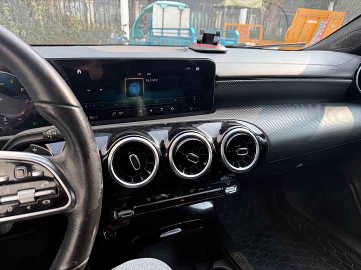 Фото 8 - Mercedes-Benz A-Class