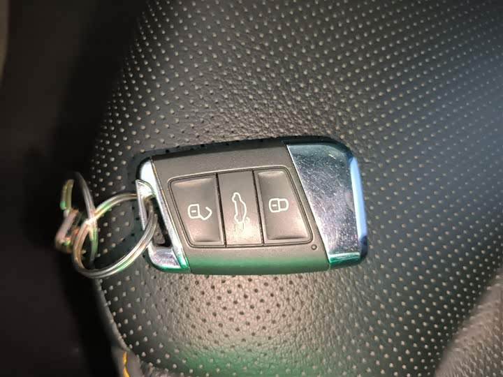 Фото 9 - Volkswagen CC