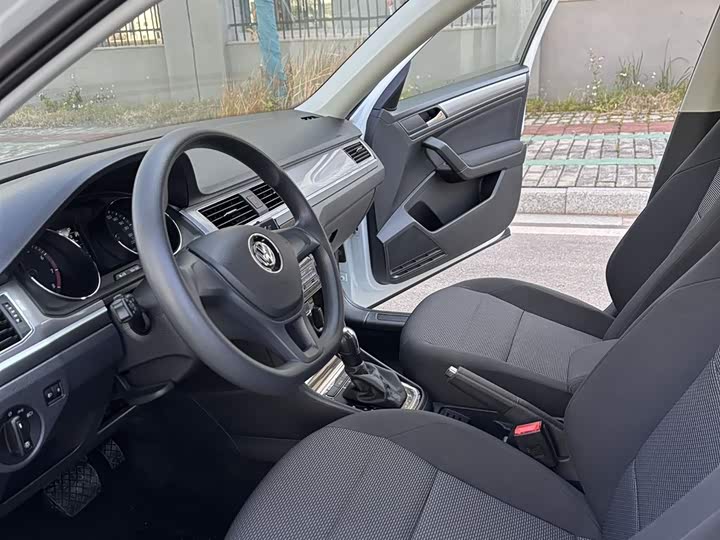 Фото 4 - Volkswagen Bora