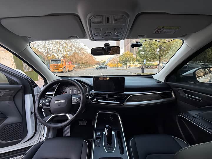 Фото 6 - Haval H6