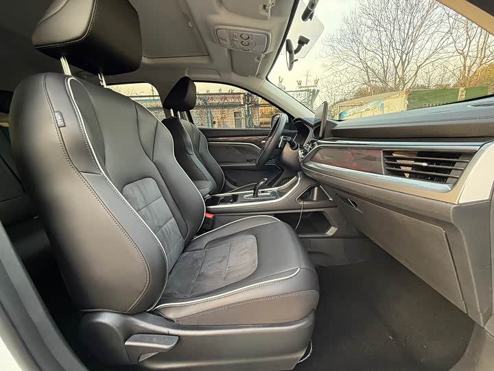 Фото 9 - Haval H6