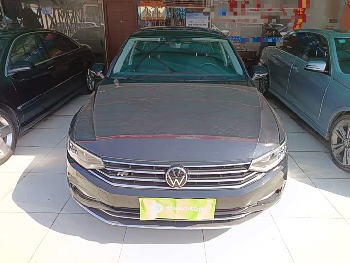 Фото 3 - Volkswagen Magotan