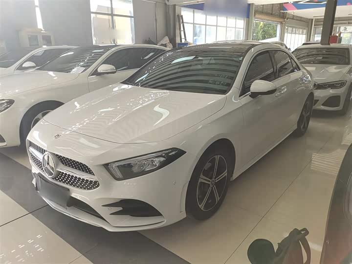 Фото 1 - Mercedes-Benz A-Class