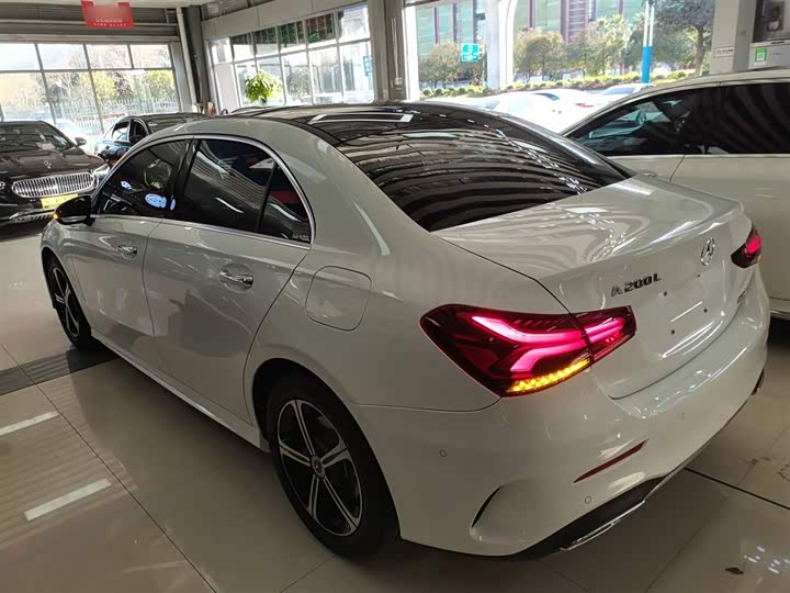 Фото 5 - Mercedes-Benz A-Class