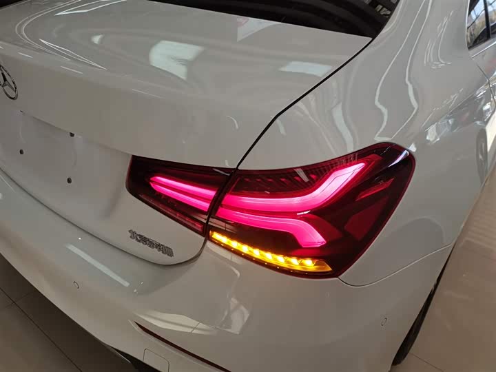 Фото 8 - Mercedes-Benz A-Class