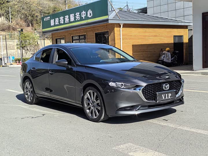 Фото 3 - Mazda 3 (Axela)