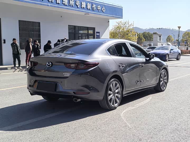 Фото 5 - Mazda 3 (Axela)