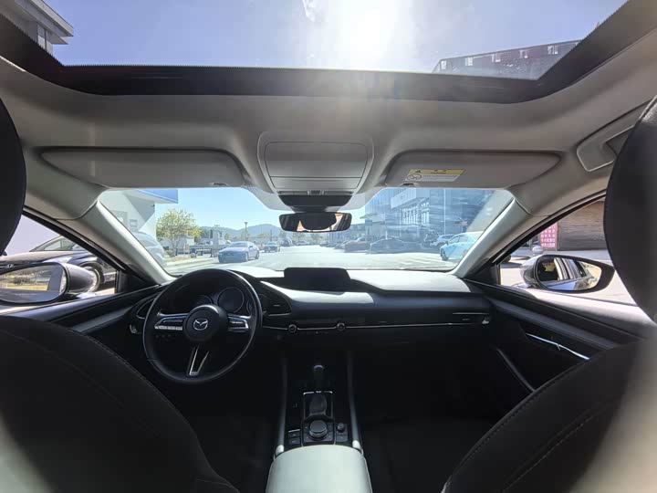 Фото 9 - Mazda 3 (Axela)