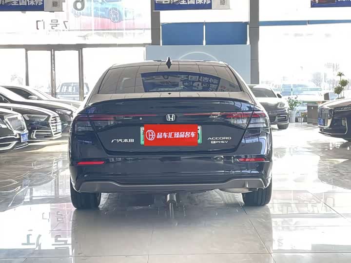 Фото 9 - Honda Accord Hybrid