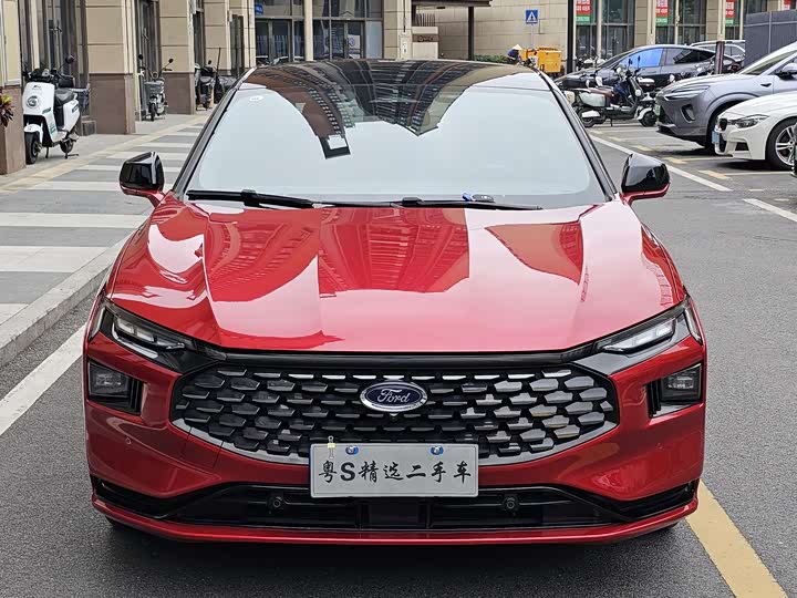 Фото 4 - Ford Mondeo