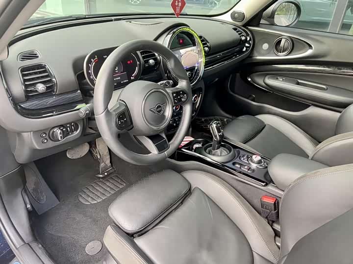 Фото 2 - Mini Clubman