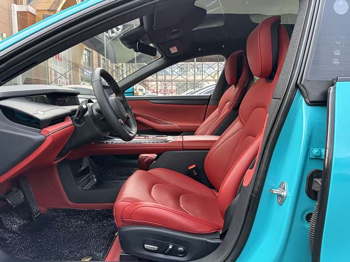 Фото 5 - Xiaomi SU7