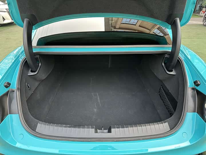 Фото 7 - Xiaomi SU7