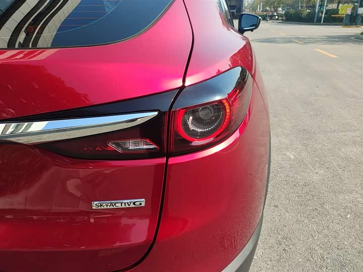 Фото 8 - Mazda CX-4