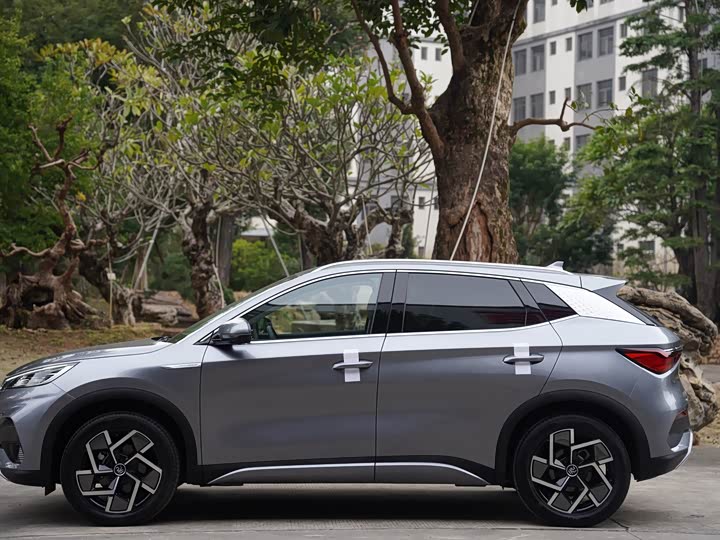 Фото 6 - BYD Yuan Plus