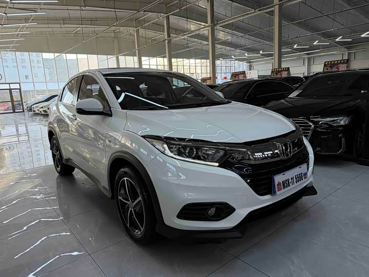 Фото 3 - Honda Vezel