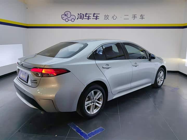 Фото 3 - Toyota Levin