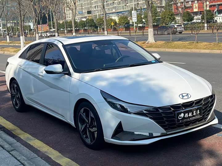 Фото 3 - Hyundai Elantra N line