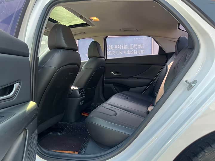 Фото 8 - Hyundai Elantra N line