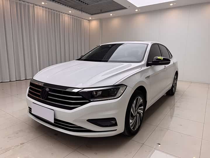 Фото 1 - Volkswagen Sagitar L