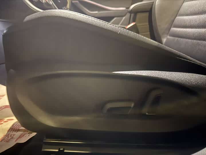 Фото 5 - Volkswagen Sagitar L