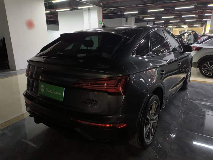 Фото 7 - Audi Q5L Sportback