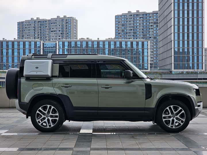 Фото 4 - Land Rover Defender