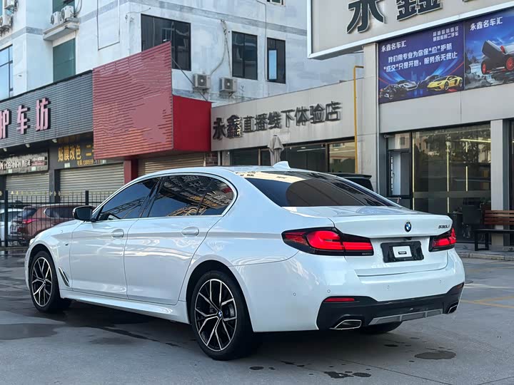 Фото 4 - BMW 5 Series