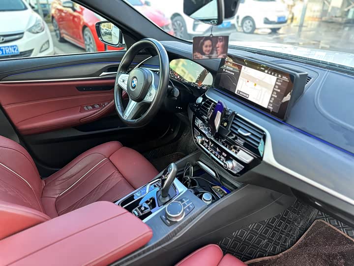 Фото 8 - BMW 5 Series