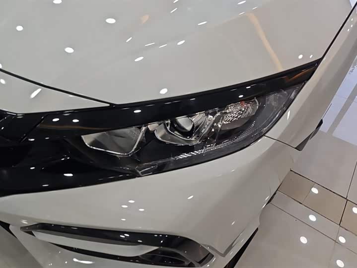 Фото 4 - Honda Civic