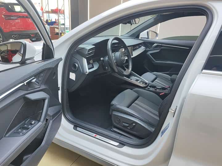 Фото 7 - Audi A3