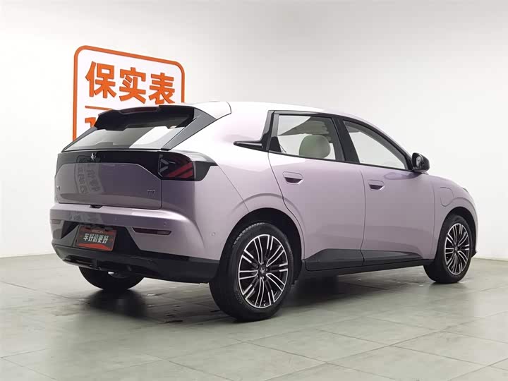 Фото 2 - BAIC Arcfox T1