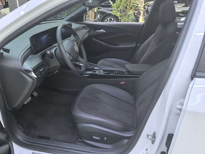 Фото 4 - Buick Verano