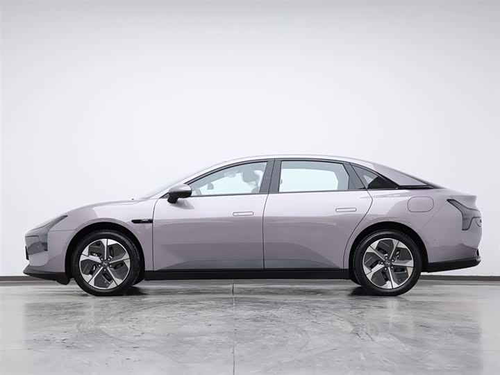 Фото 5 - XPeng Mona M03