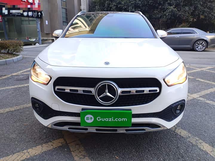 Фото 3 - Mercedes-Benz GLA-Class