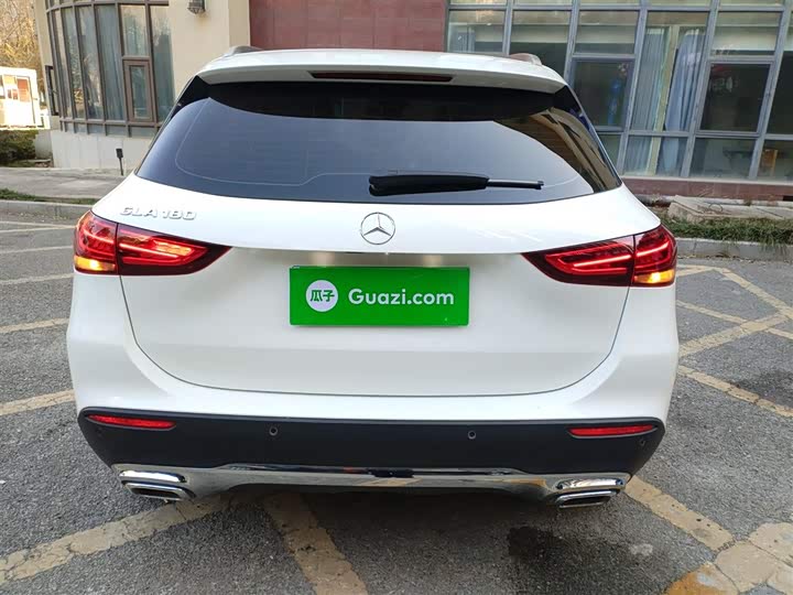 Фото 6 - Mercedes-Benz GLA-Class