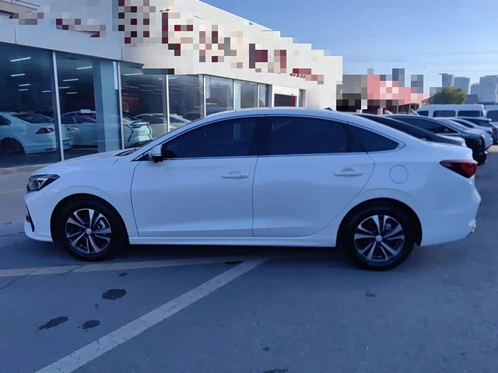 Фото 5 - Changan Eado Plus