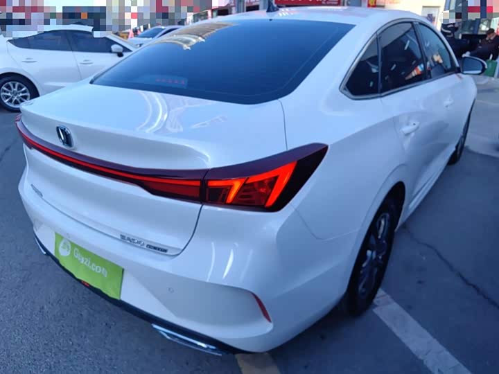 Фото 7 - Changan Eado Plus