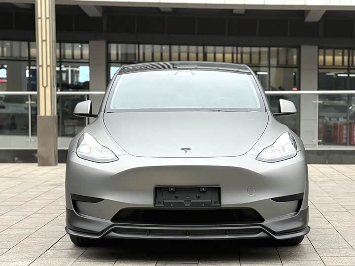 Фото 2 - Tesla Model Y