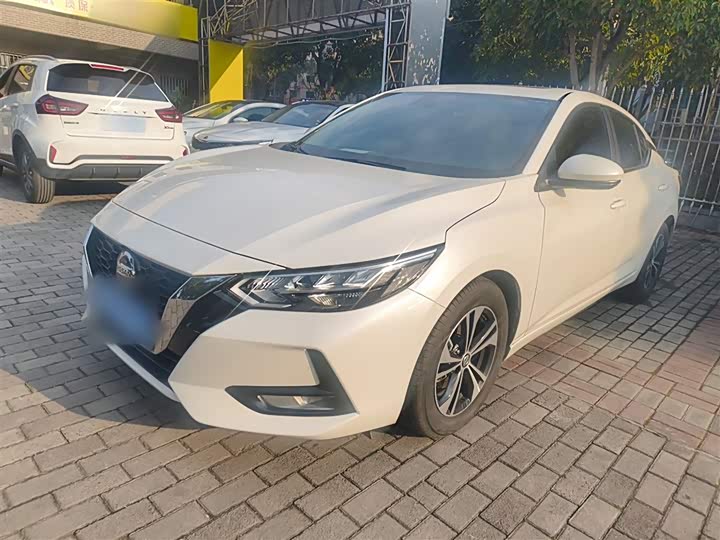 Фото 2 - Nissan Sylphy