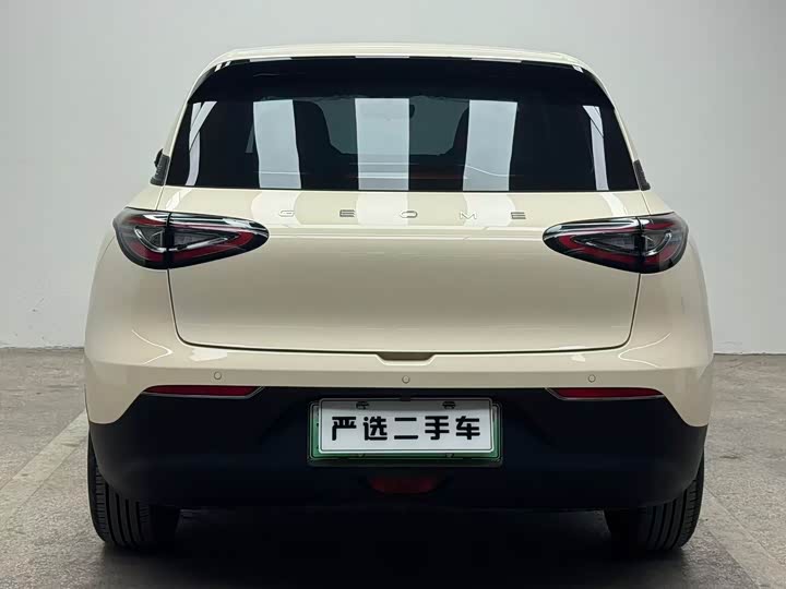 Фото 6 - Geely Galaxy Geome