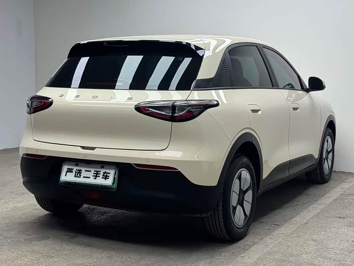 Фото 7 - Geely Galaxy Geome