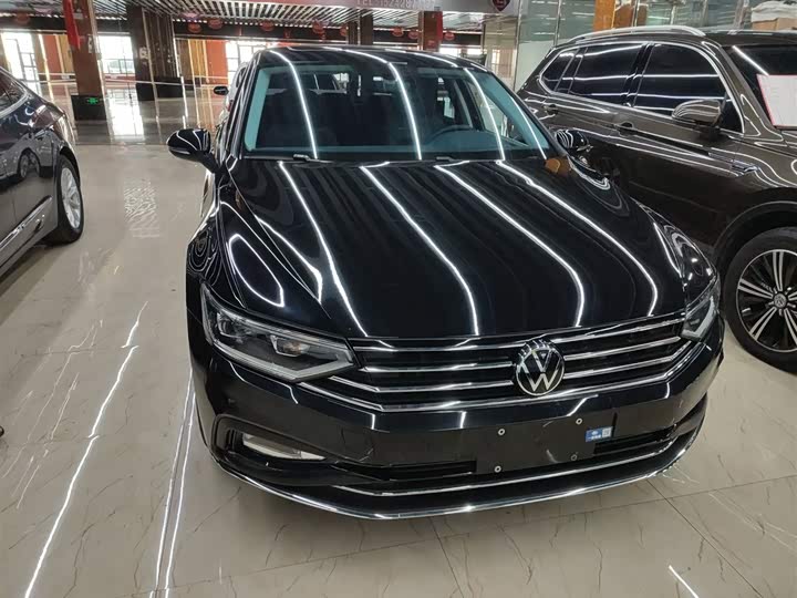 Фото 3 - Volkswagen Magotan