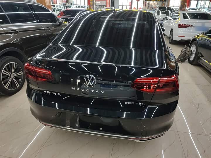 Фото 6 - Volkswagen Magotan