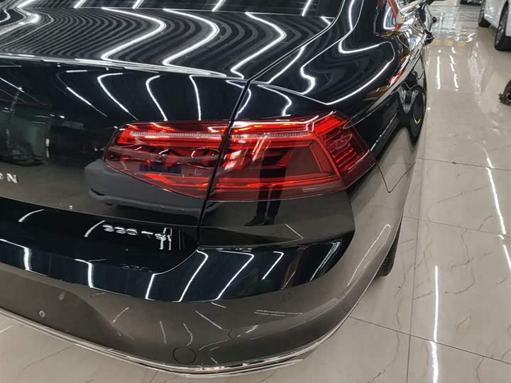 Фото 8 - Volkswagen Magotan