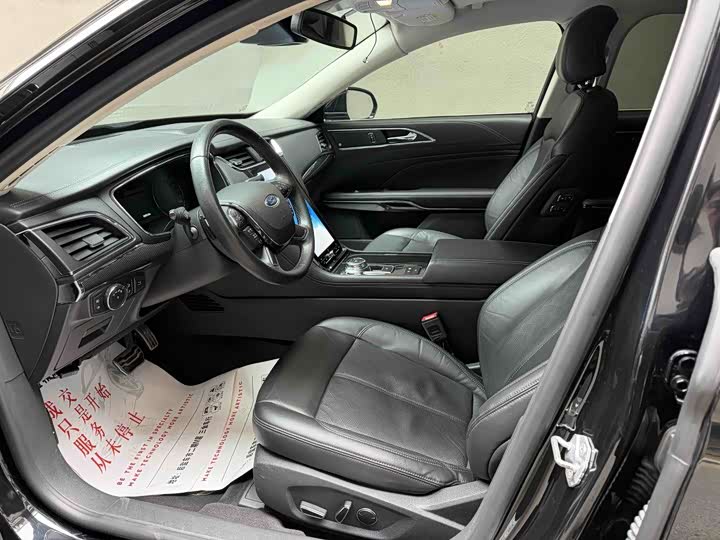 Фото 4 - Ford Taurus